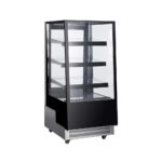 Süteményes cukrász hűtőpult 300 liter 3 polcos fűtött frontüveggel