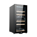 Borhűtő szabadonálló hűtő vitrin kétzónás 68 liter 5 fa polcos ipari